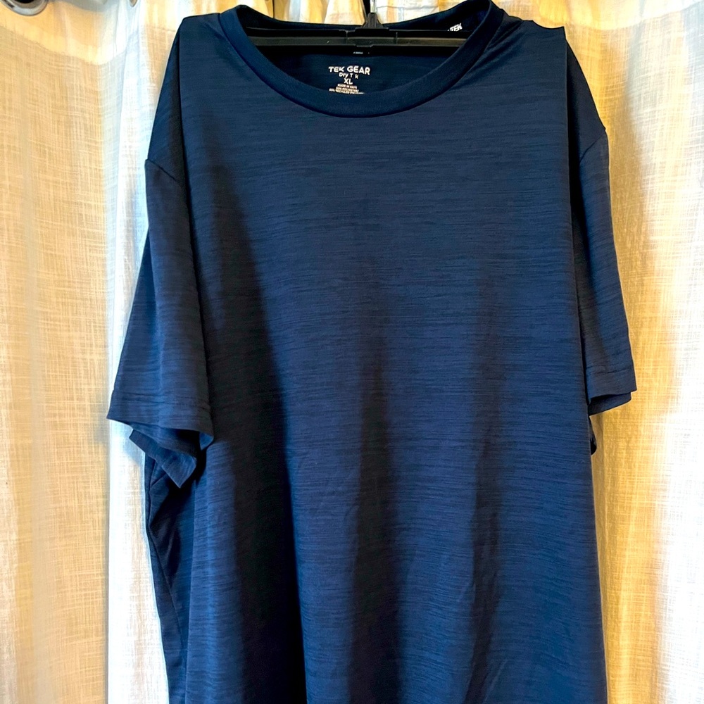 Men’s DryTek Blue size XL workout shirt